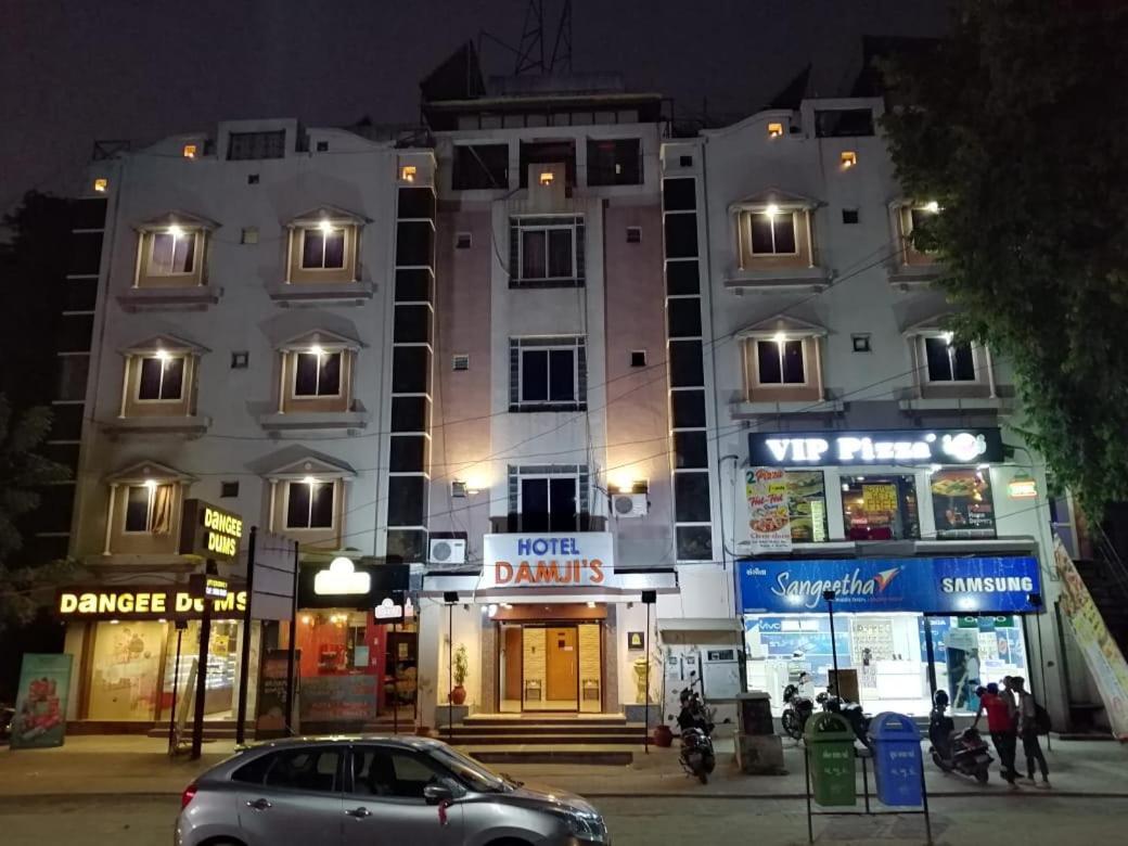 Hotel Damjis Ahmedabad Exterior photo